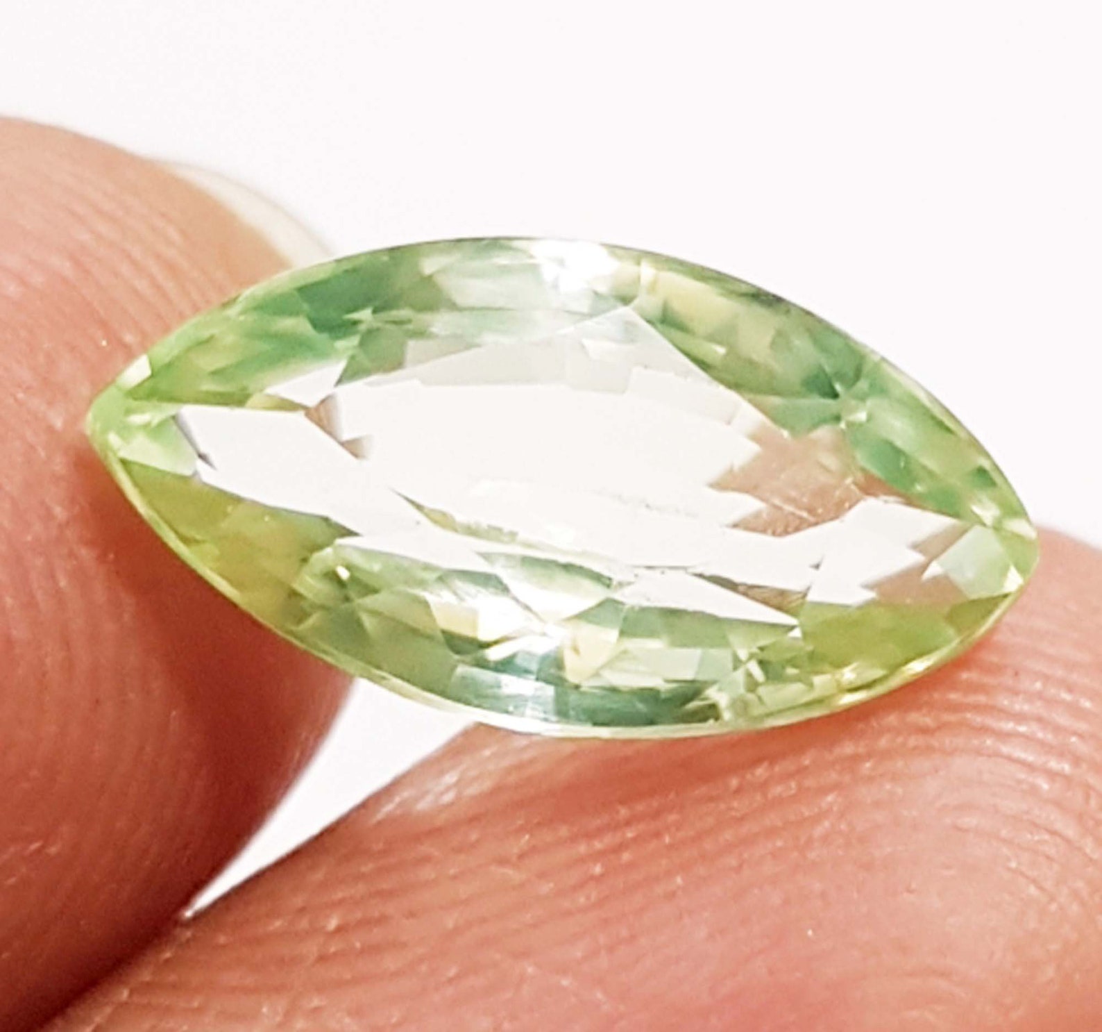 5.35 CT Natural Light Green Sapphire Loose Gemstone Green Etsy