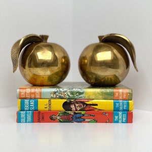 Pair of Two Vintage Solid Brass Apple Paperweights. Teacher Gift. An Apple a Day. Brass Paperweight. End of Year Gift. Thank You Gift.