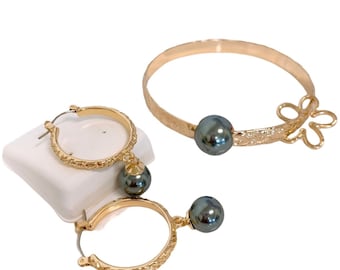 Hamilton Gold Hawaii 7mm Black Grayish Shell Pearl Flower Charm Bangle and Hoop Earring Set