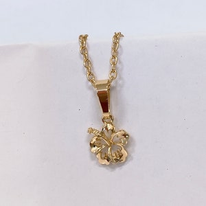 Hawaiian Small Hibiscus Flower Pendant with Chain