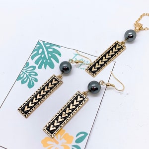 Hawaiian Polynesian Island Black Enamel with Shell Pearls Hamilton Gold Earring or Necklace