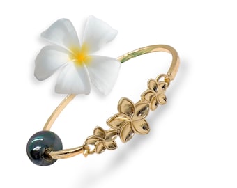 Three Plumeria Flower with Peacock Shell Pearl Hamilton Gold Open Hammered Bangle Jewelry
