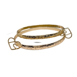 5mm Hamilton Gold Hawaii Tropical Flower and Wave Scroll Design Bangle with Heart Wave Charm