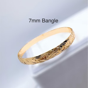 7mm Hamilton Gold Hawaii Tropical Flower and Wave Scroll Design Bangle