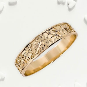 15mm 3D Bangle Hawaii Hamilton Gold Bamboo Plumeria Flower Monstera Leaf Scroll Design bild 1