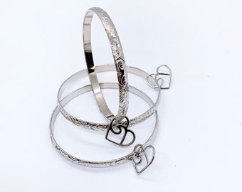 5mm Hamilton Silver Hawaii Tropical Flower and Wave Scroll Design Bangle with Heart Wave Charm