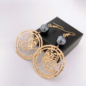 Butterfly Pattern with Shell Pearls Hamilton Gold Earring or Necklace