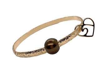5mm Hamilton Gold Hawaii Tropical Flower and Wave Scroll Design Bangle with Brown Shell Pearl and Heart Wave Charm