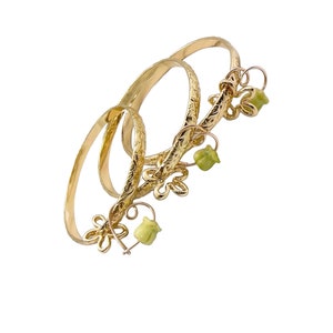 5mm Hamilton Gold Hawaii Tropical Flower and Wave Scroll Design Bangle with Flower Charm  and crown Flower