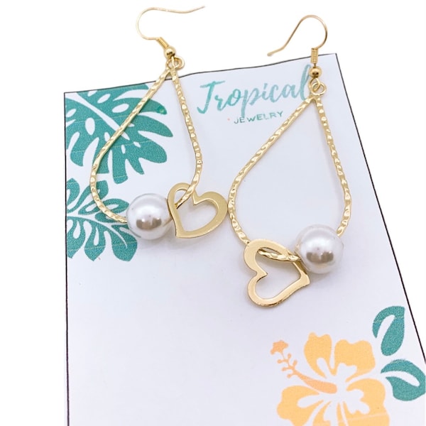 Hawaiian Hamilton Teardrop Hamilton Gold Earring or Necklace with Shell Pearl