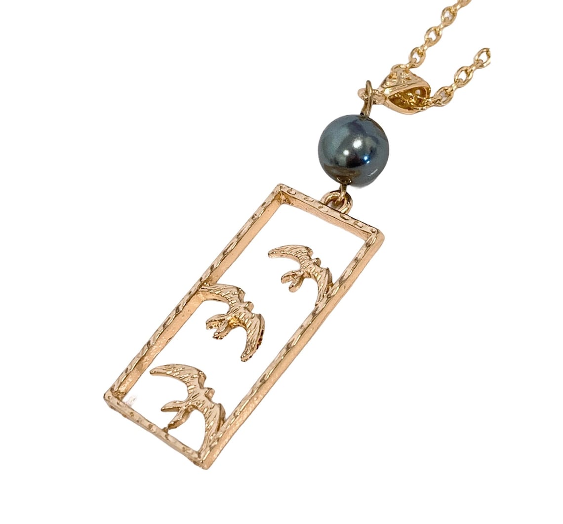Earring Iwa Bird Bar main image 0