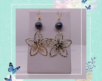 Hawaiian Plumeria Flower with Shell Pearls Hamilton Gold Earring or Necklace