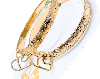 7mm Hamilton Gold Hawaii Tropical Flower and Wave Scroll Design Bangle with Heart Wave Charm (Price for one bangle, not sold as a set)