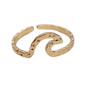 Gold Wave Ring Hawaii Ring/ Hamilton Gold Ring/ Stackable Ring / Hammered Ring / Adjustable Ring/ Hawaiian Style Jewelry