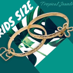 Kids Size 5mm Hamilton Gold Hawaii Tropical Flower and Wave Scroll Design Bangle with Heart Wave and Flower Charm