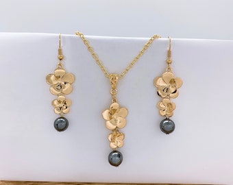 Hawaiian Plumeria Flower with Shell Pearls Hamilton Gold Earring or Necklace