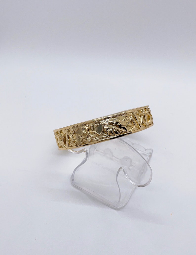 15mm 3D Bangle Hawaii Hamilton Gold Bamboo Plumeria Flower Monstera Leaf Scroll Design bild 6