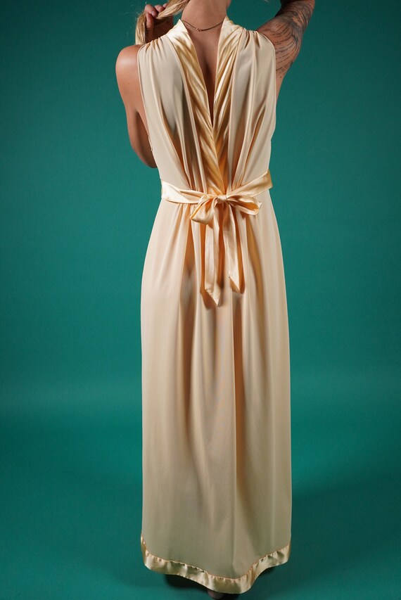 70s Vintage Pale Peach Goddess Lingerie Nightgown