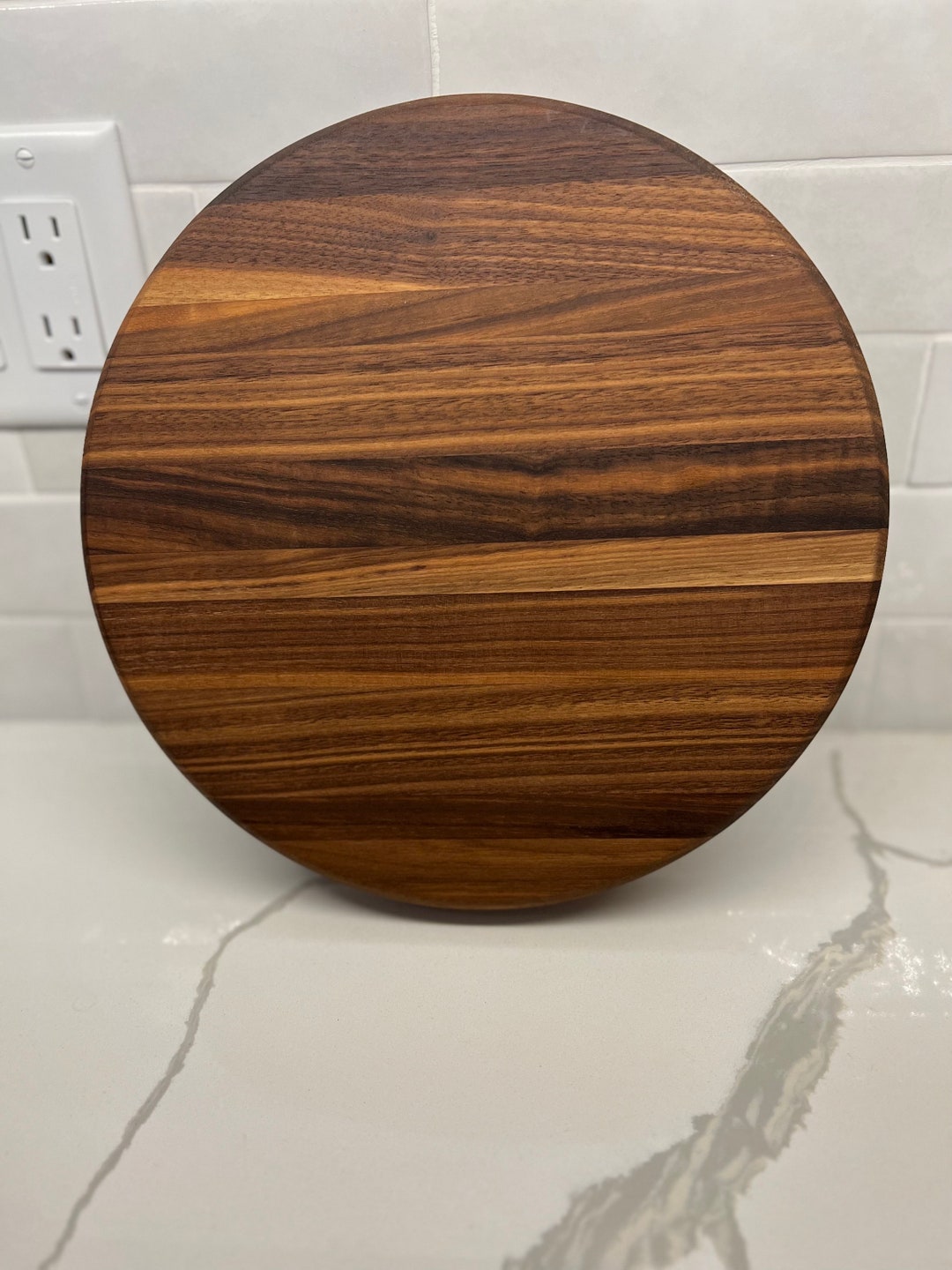 Round Walnut Cutting Board, Serving Board, Everyday Kitchen Decor - Etsy