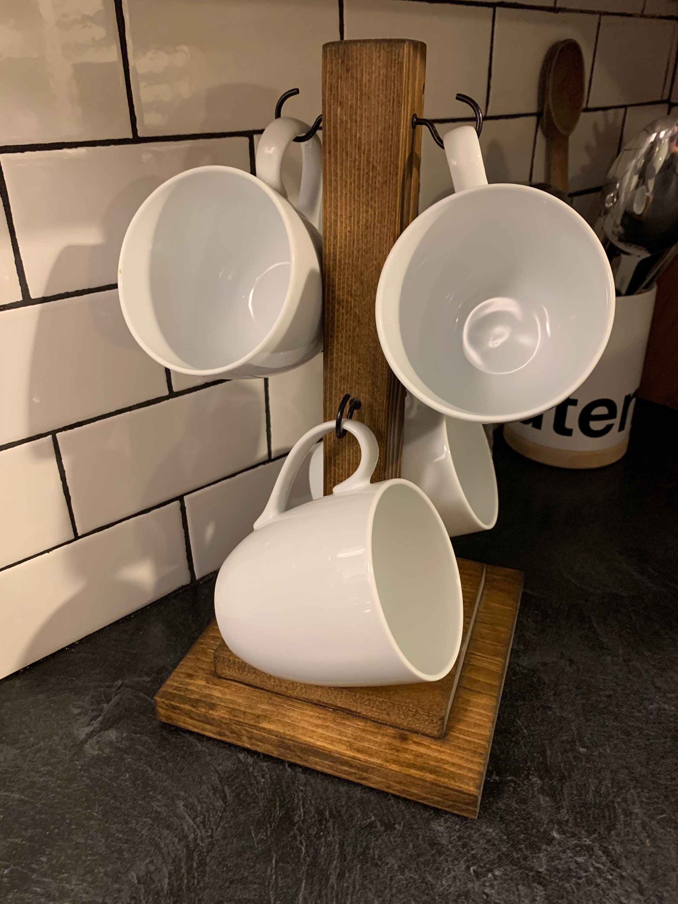 Coffee mug stand 4 cup holder Rustic mug holder Coffee bar Etsy.de