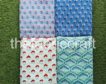 Tela de algodón estampada a mano con bloques: Textil indio, motivo floral rosa cortado a medida.