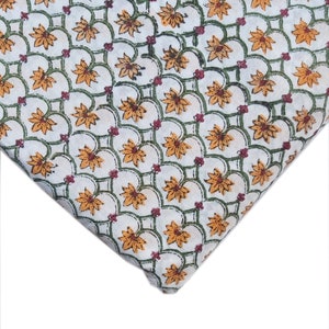 手作りの花柄ブロックプリントコットン生地：インドの縫製生地