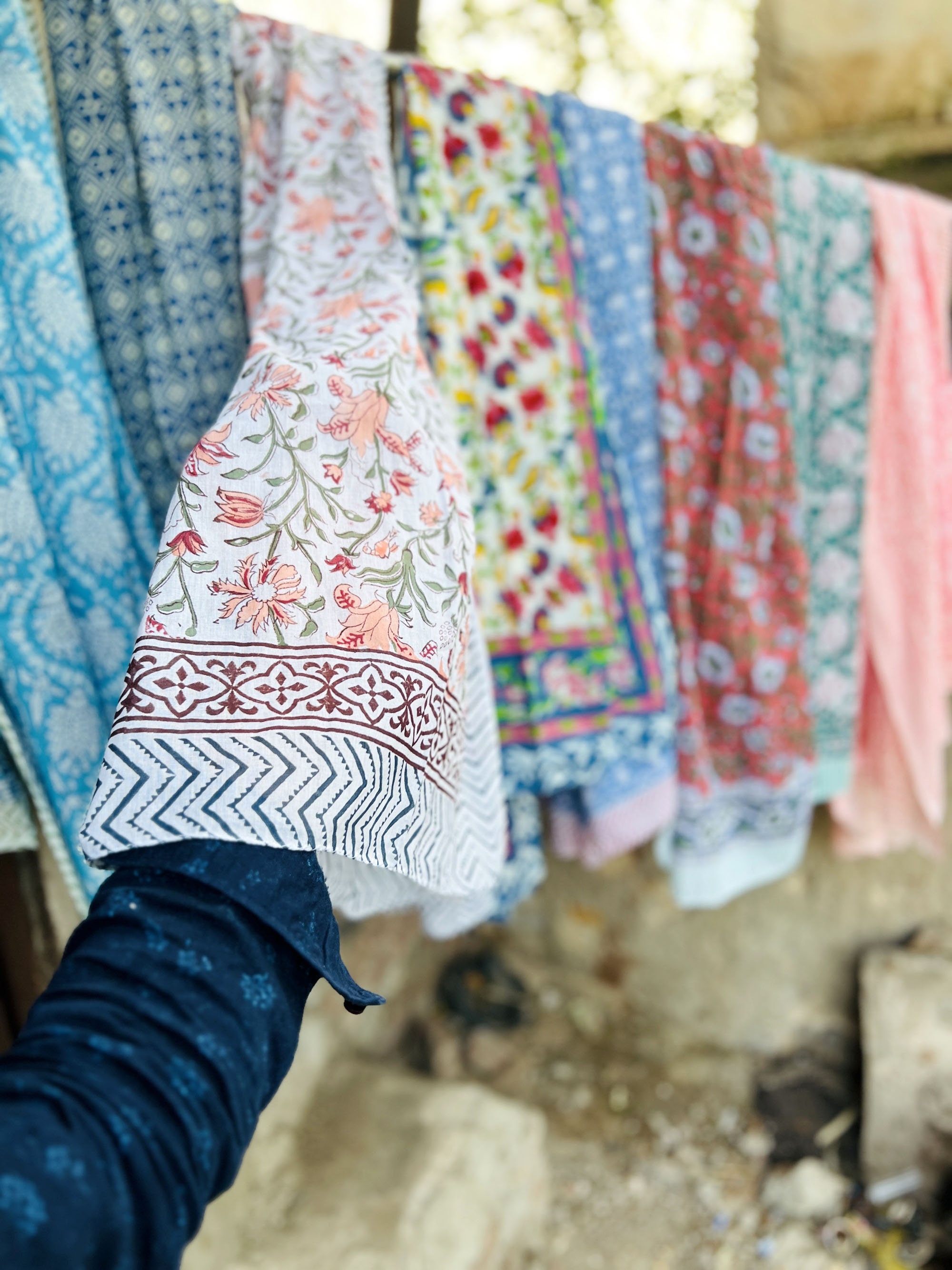 Sciarpe indiane con stampa floreale blu, sarong stampato a mano