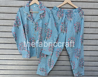 Conjunto de pijama de algodón con estampado floral: Traje de noche para mujer con estampado verde salvia