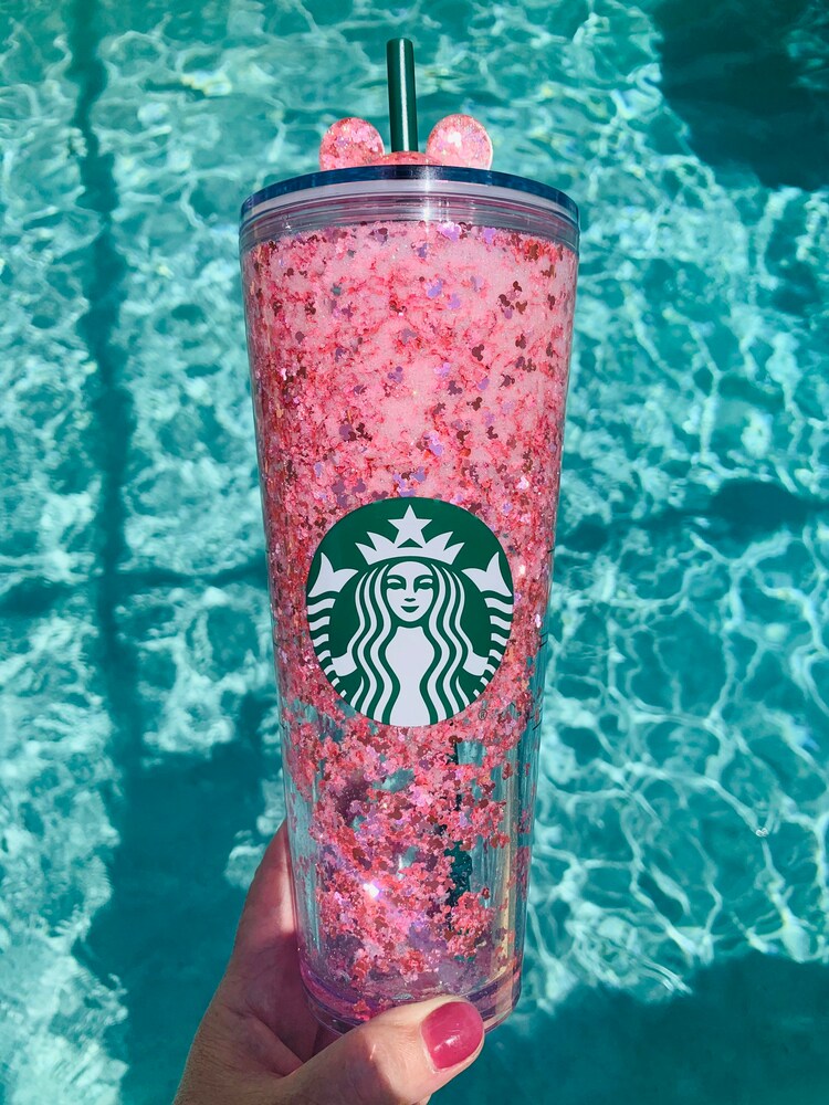 New No Tags Starbucks Pink Pig holding a coffee cup Straw Topper New No Tags Starbucks Pink Pig holding a coffee cup Straw Topper