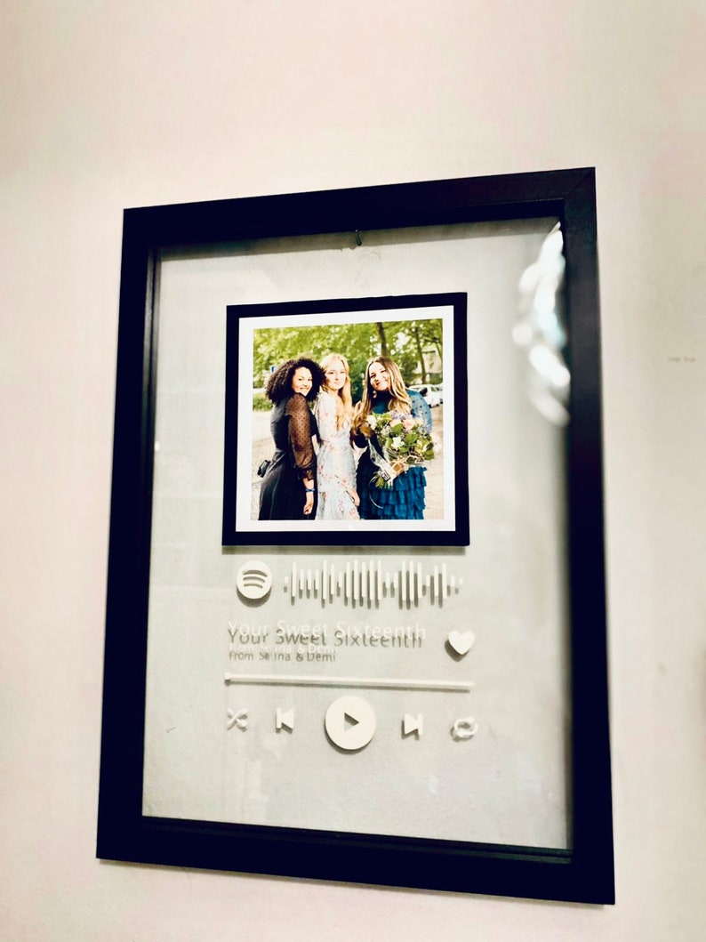 Spotify playlist songs picture frame frame spotify glass art
