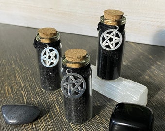Black Salt Jar: Witch Protection Spell, Banish Negative Energy (10ml)