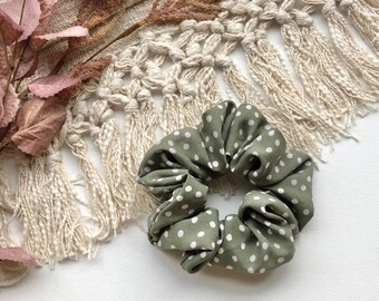 Rayon Scrunchie - Sage Spots - Scrunchy