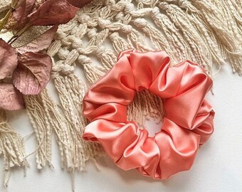 Satin Scrunchie - Coral - Scrunchy