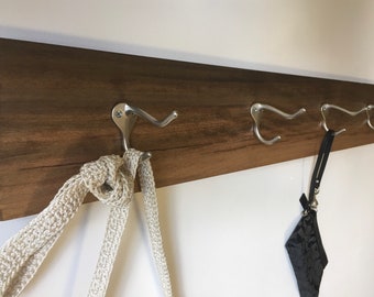 Classic coat rack with character