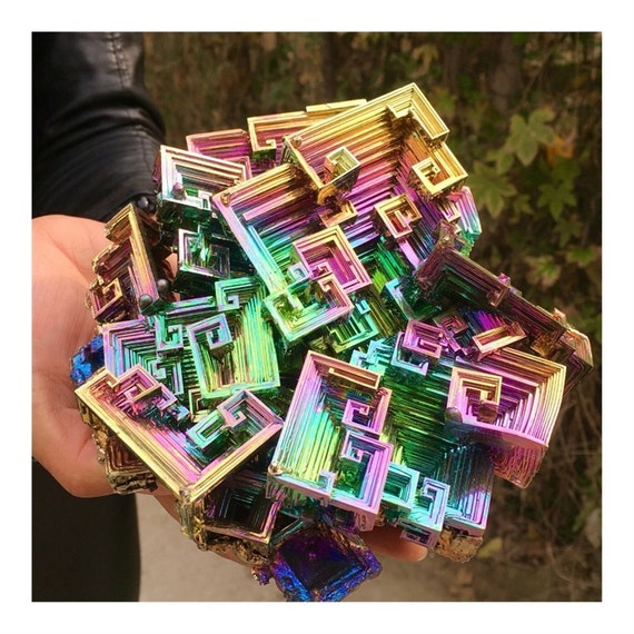 ビスマス結晶 ビスマス（Bi）金属結晶 虹色に輝く金属鉱物標本