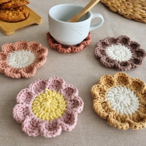 Crochet Flower Coasters–3D Handmade Coasters in beige natural Colors-Cotton Floral Mug Rugs set 5–Cozy Home Decor–Gift for Her-Cift for Mom