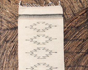 CORRALITOS rug/Geometric pattern handwoven rug / Made with merino sheep wool / Rugs from Oaxaca / Mexican artisans / Pedal-loom rugs