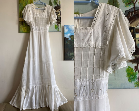 Vintage white lace prairie dress Size Small 1960s