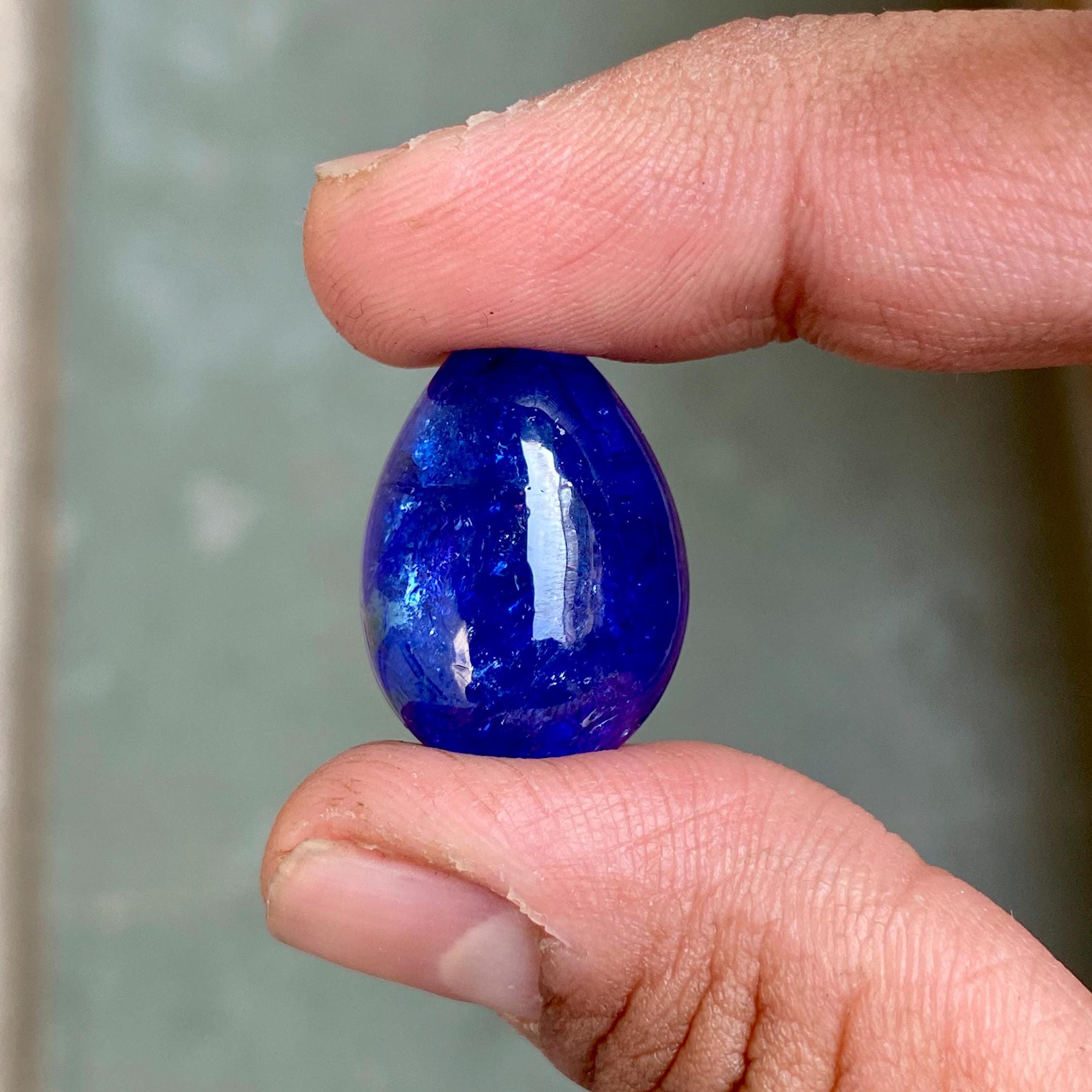 Natural Tanzanite Gemstone: 49.39 Carat Oval Blue Stone (25 X 15