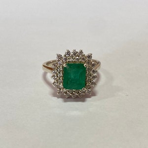 Vintage Emerald Cluster Ring - Stunning 2.75 Carat Emerald Cut Emerald, Elegant Engagement Ring, Perfect Anniversary Gift