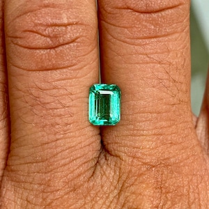 1.55 Ct Natural Emerald | Emerald Cut | Vivid Green | 8 × 6 mm | Eye Clean Loose Emerald | May Birthstone | Fine Jewelry Stone