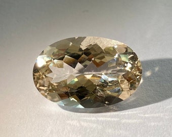 Peach Morganite Gemstone: 14.26 Carat Elongated Oval Cut