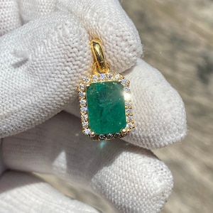 18kt Emerald Pendant | 3.85 Carats | May Birthstone |Big Emerald Necklace |Natural Emerald | Certified Emerald |Birthday Gift For Her