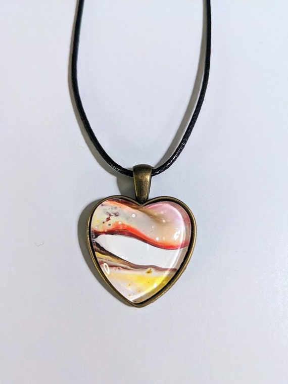 China Factory Resin Melting Heart Peandant Necklace with Waxed Cord for  Women 17.72 inch(45cm) in bulk online - PandaWhole.com