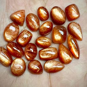 Natürliche Sonnenstein Cabochon Lot, AAA Qualität Roter Sonnenstein Lose Edelstein Lot, handgemachte Schmuck machen Stein, 4-15 MM.