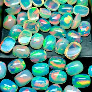 Lote de piezas calibradas de piedra preciosa de ópalo etíope de varios tamaños, de forma rectangular y lisa, de 5 x 7 mm a 8 x 10 mm, para hacer joyas.