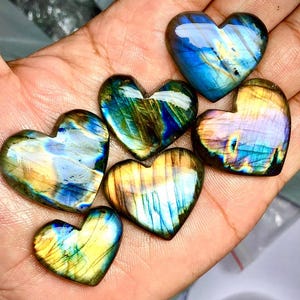 AAA++++ Labradorite cabochon a forma di cuore Bellissima creazione liscia Multi Fire Crystal Gemstone Limited Stoke