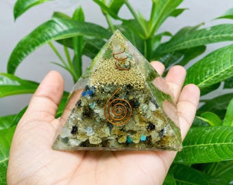 Labradorite Orgone Pyramid 3 Inch, Labradorite Crystal Pyramid with Copper Spiral, Reiki Meditation Decor, Spiritual Altar Home Decor