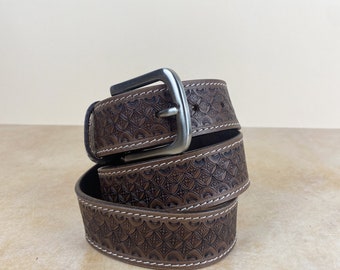 Custom Handmade Belt For Dad, Engraved Leather Belt for 3rd Anniversary, Grooms Men Gift, Fathers Day Gift, Best Man Gift