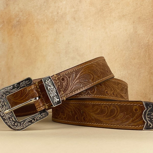 Ceinture en cuir gravée à motif floral occidental, 100 % véritable cuir de vachette pleine fleur, gravée, personnalisée à la main, ceinture de cowboy en cuir véritable fait main